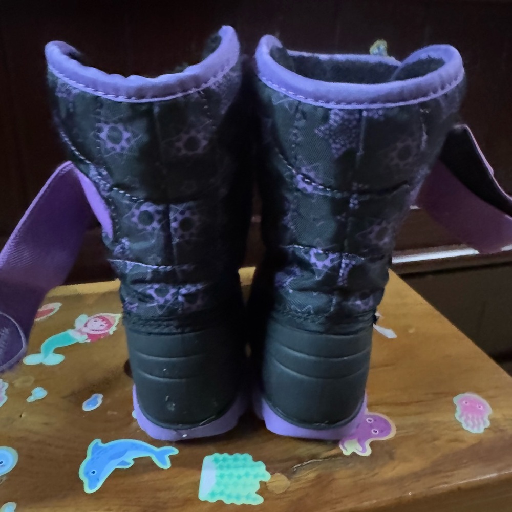Girl snow boots - Picture 3 of 6